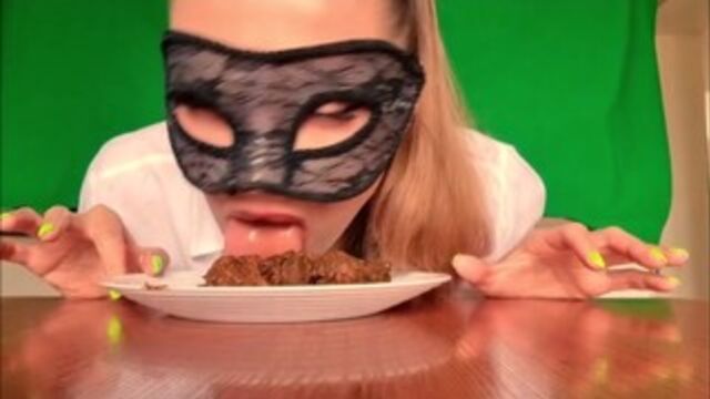 The Best Scat Slut out there eat it all